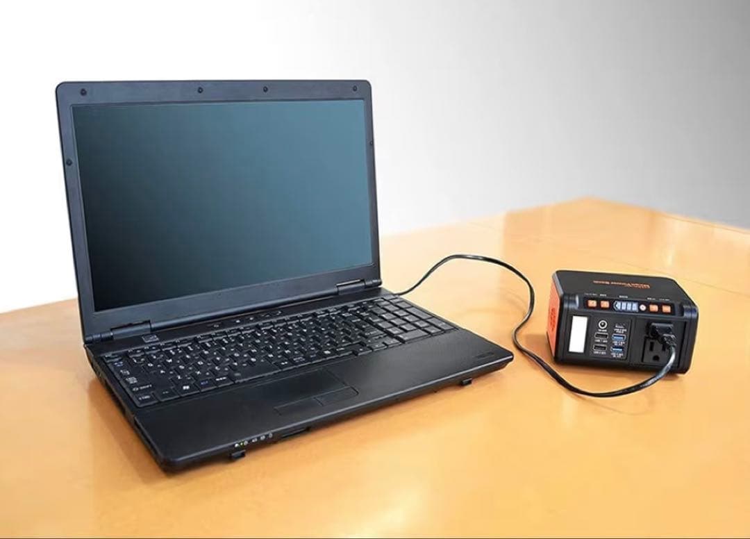 エバーブライト メガパワーバンクとソーラーパネルの安心セット