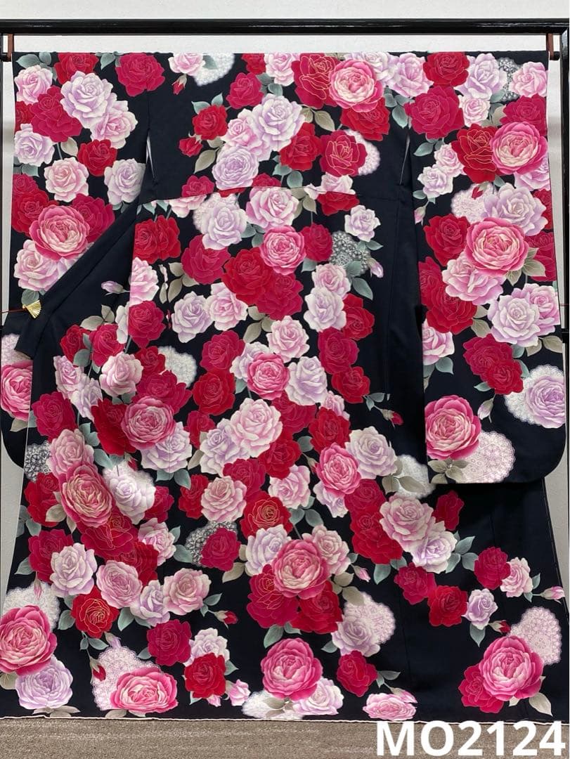 振袖 豪華 刺繍 金彩 紋意匠 薔薇尽くし レース柄 身丈169cm 撥水加工済