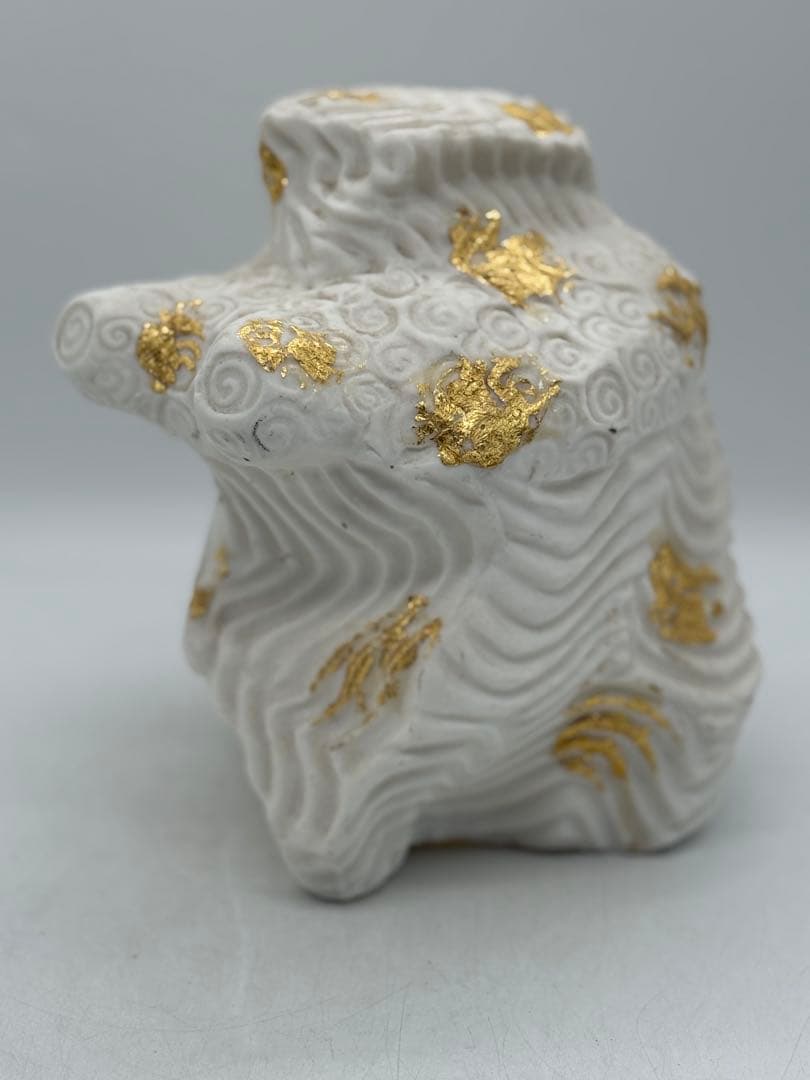 坂田甚内作　白釉金彩波紋　置物　名人作　送料込み250605