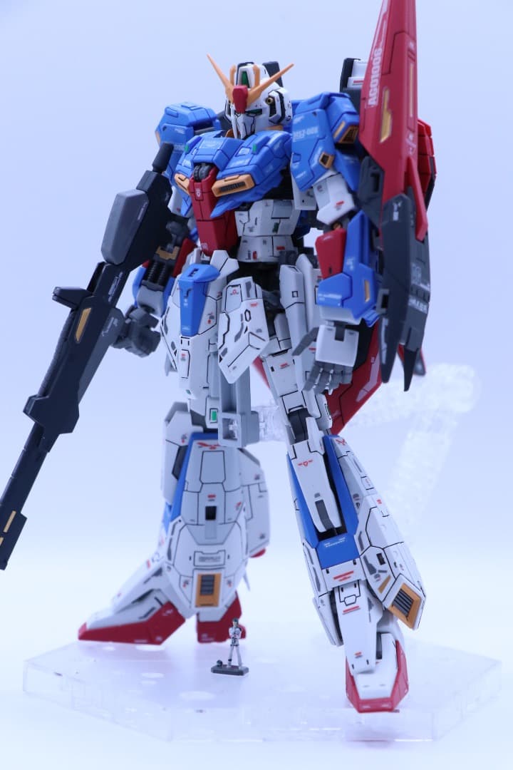 RG 1/144 ゼータガンダム Zガンダム 変形可能【改修 塗装 完成品】