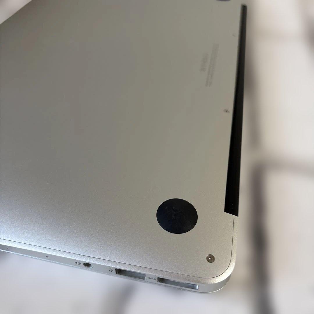 凜*様 美品 MacBook Air 2017 充電器あり