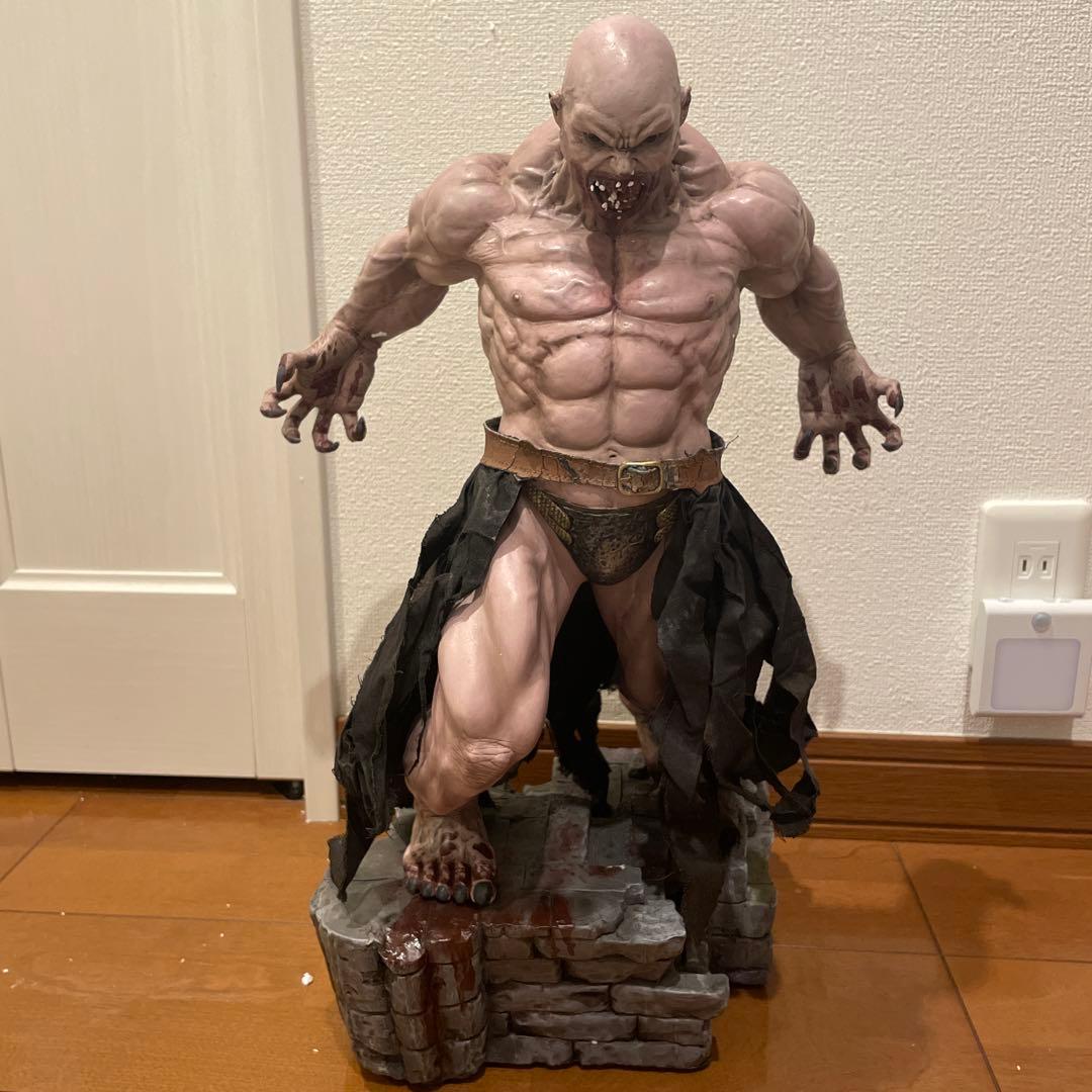 MAN THE KING OF THE NIGHT CAIN スタチュー