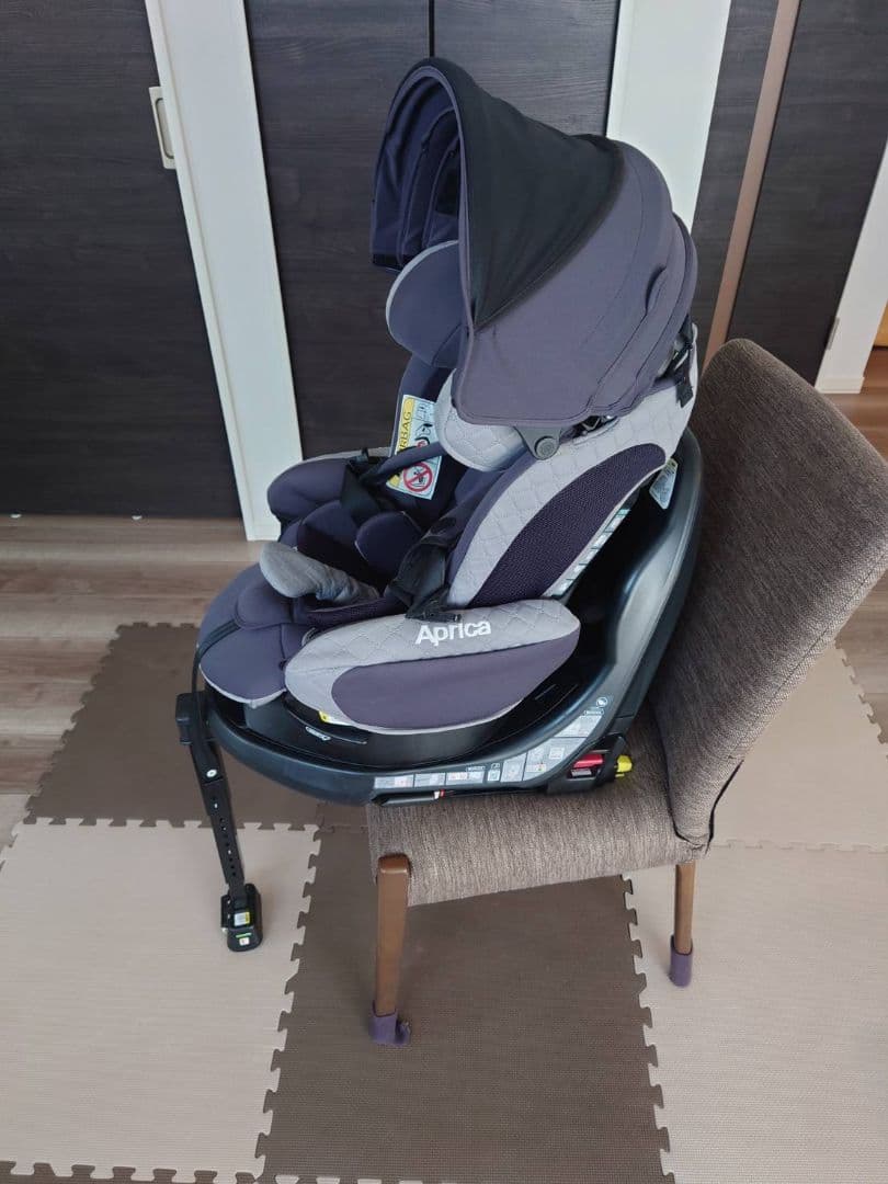 Aprica　フラディアグロウ　ISOFIX　プレミアム