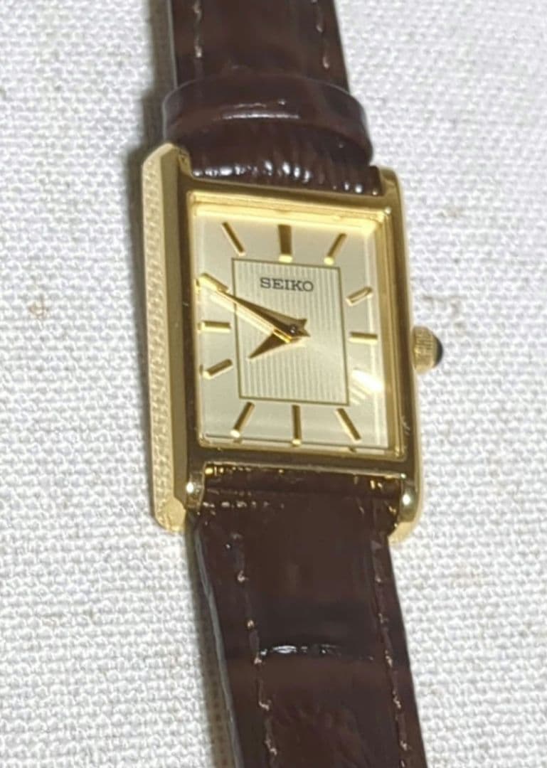 新品未使用★SEIKO レディース腕時計 SWR066 ゴールド/ブラウン