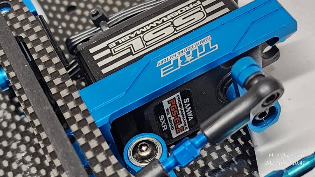 タミヤ　TRF421　STサーボ、スペアパーツ付