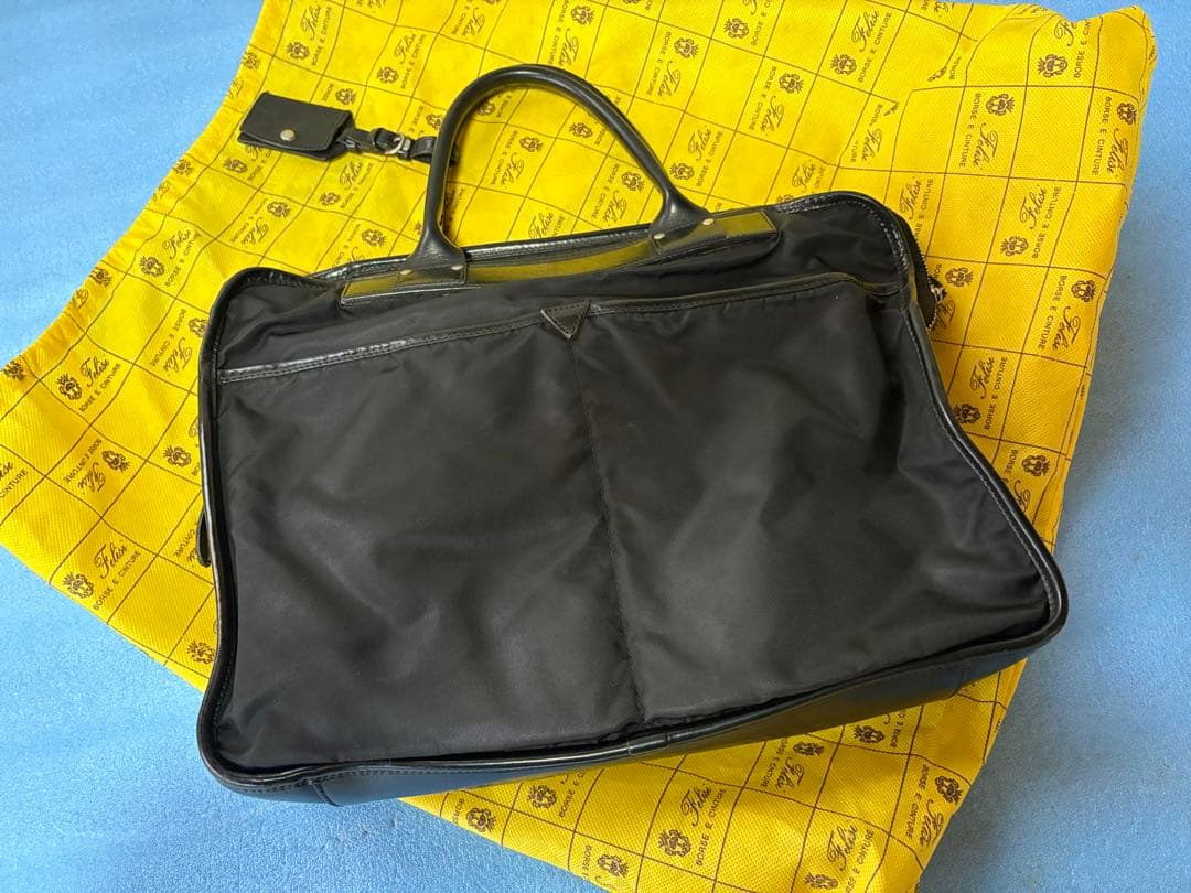 フェリージ　黒 ナイロン レザーバッグ タグ付き