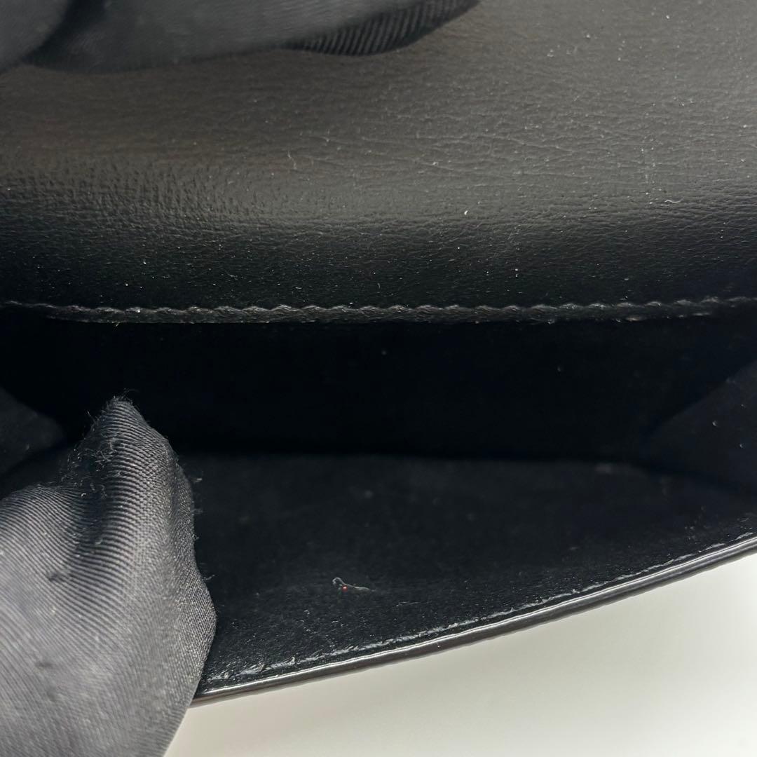 サンローラン YSL ブラックレザー 三つ折り財布 黒