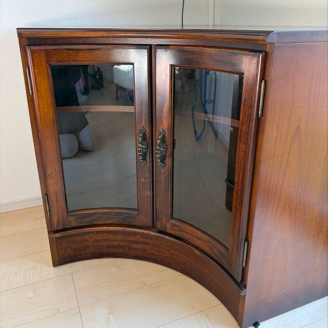 カリモク karimoku コーナーキャビネット ガラス扉 飾り棚 コロニアル