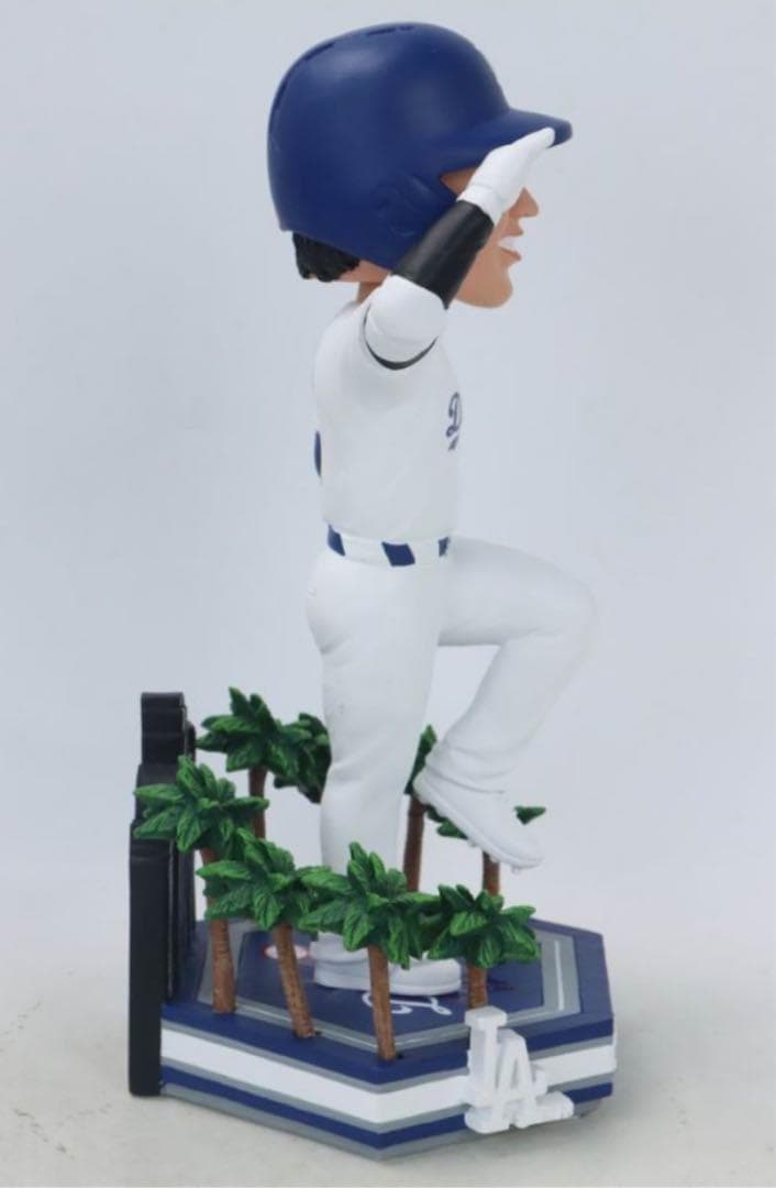【新品】Shohei Ohtani ボブルヘッドフィギュア LA Dodgers