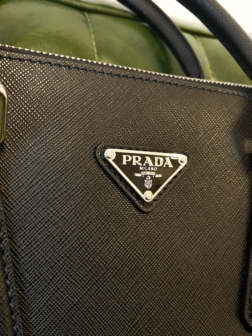 【あや】PRADA 2VG030 SAFFIANO TRAVEL バッグ