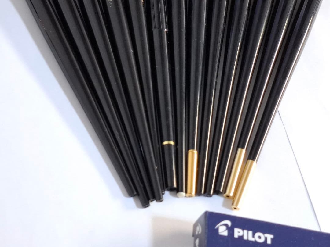d*2様 デスクペン　40本まとめ　パイロット　プラチナ万年筆　セーラー　未使用