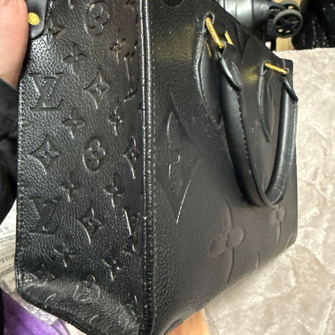 Louis Vuitton ブラック ハンドバッグ