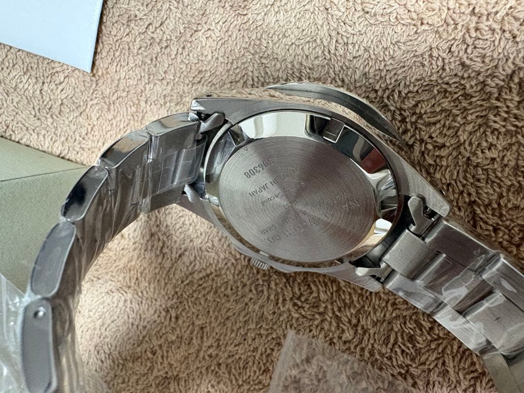 【美品】ナバルウォッチ スウィープセコンド クォーツ 腕時計