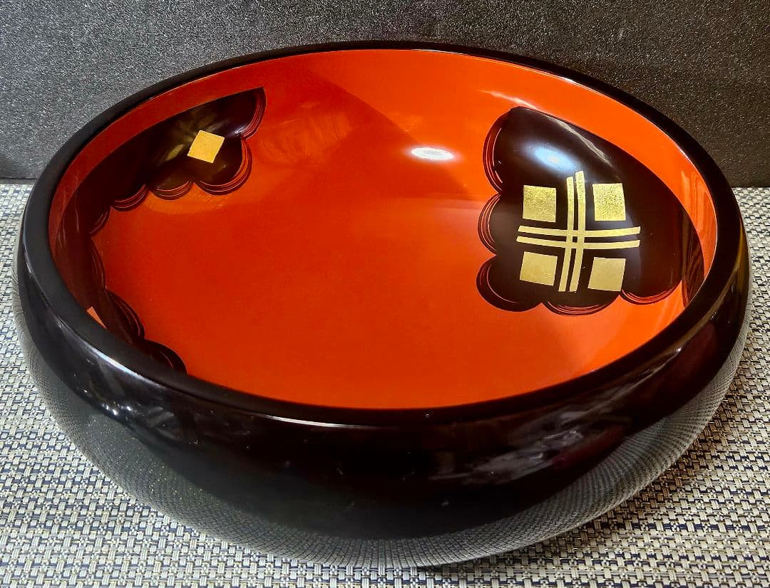 秀衡塗り　丸三漆器製　漆塗り　朱黒漆塗 金彩菱文様　菓子鉢　菓子器　盛鉢　茶道具