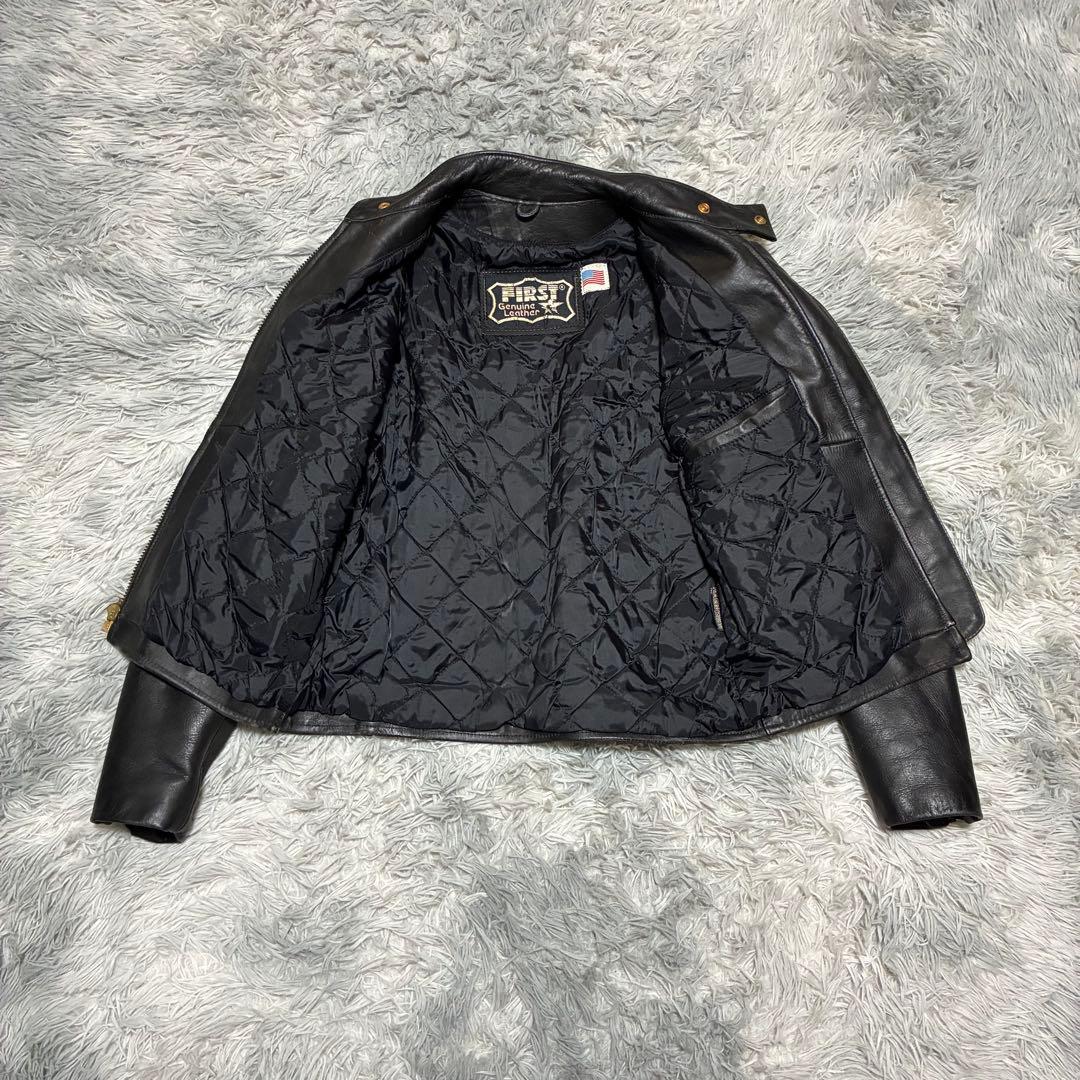 【良品】FIRST genuine leather 本革 黒 金 シングル