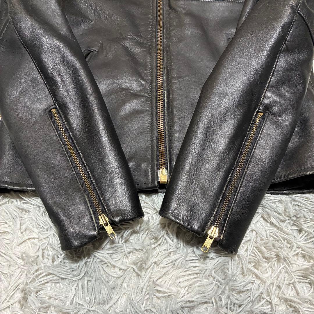 【良品】FIRST genuine leather 本革 黒 金 シングル