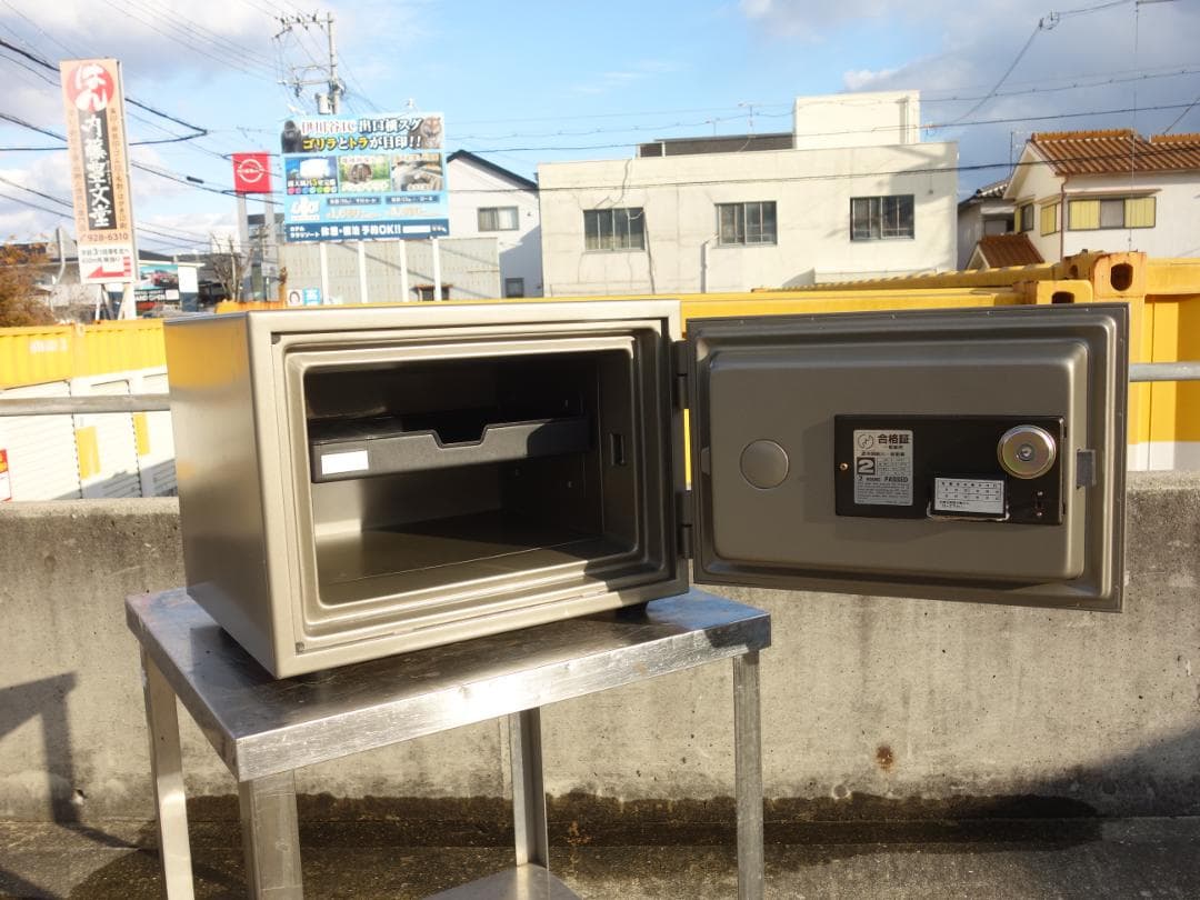 【中古】M▽Sky Safe 耐火金庫 ダイヤル式 42kg (39436)