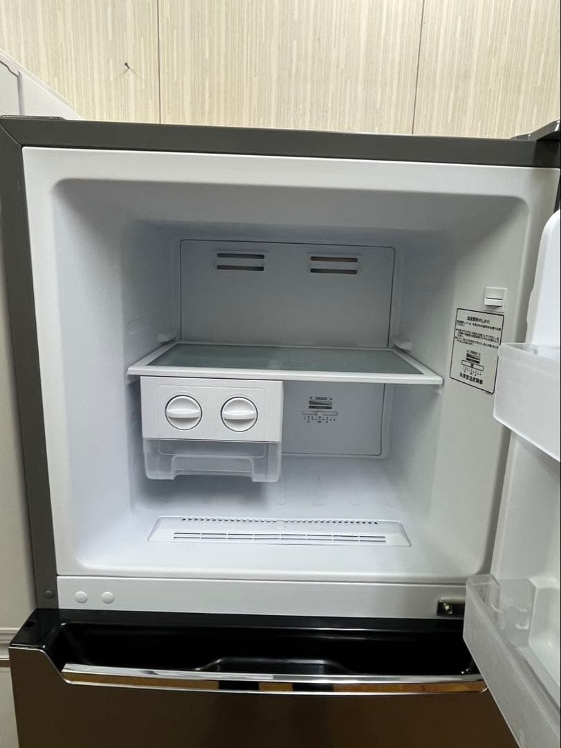 2ドア 冷蔵庫 Hisense 2020年 227L HR-B2302