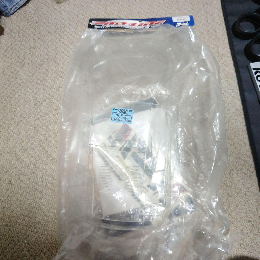 ラジコンカー組立キット。ヨコモDB7ブラックシリーズ