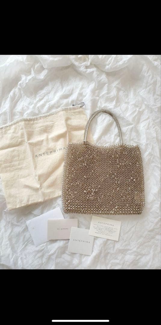 アンテプリマ スタンダードスクエア　ミディアム