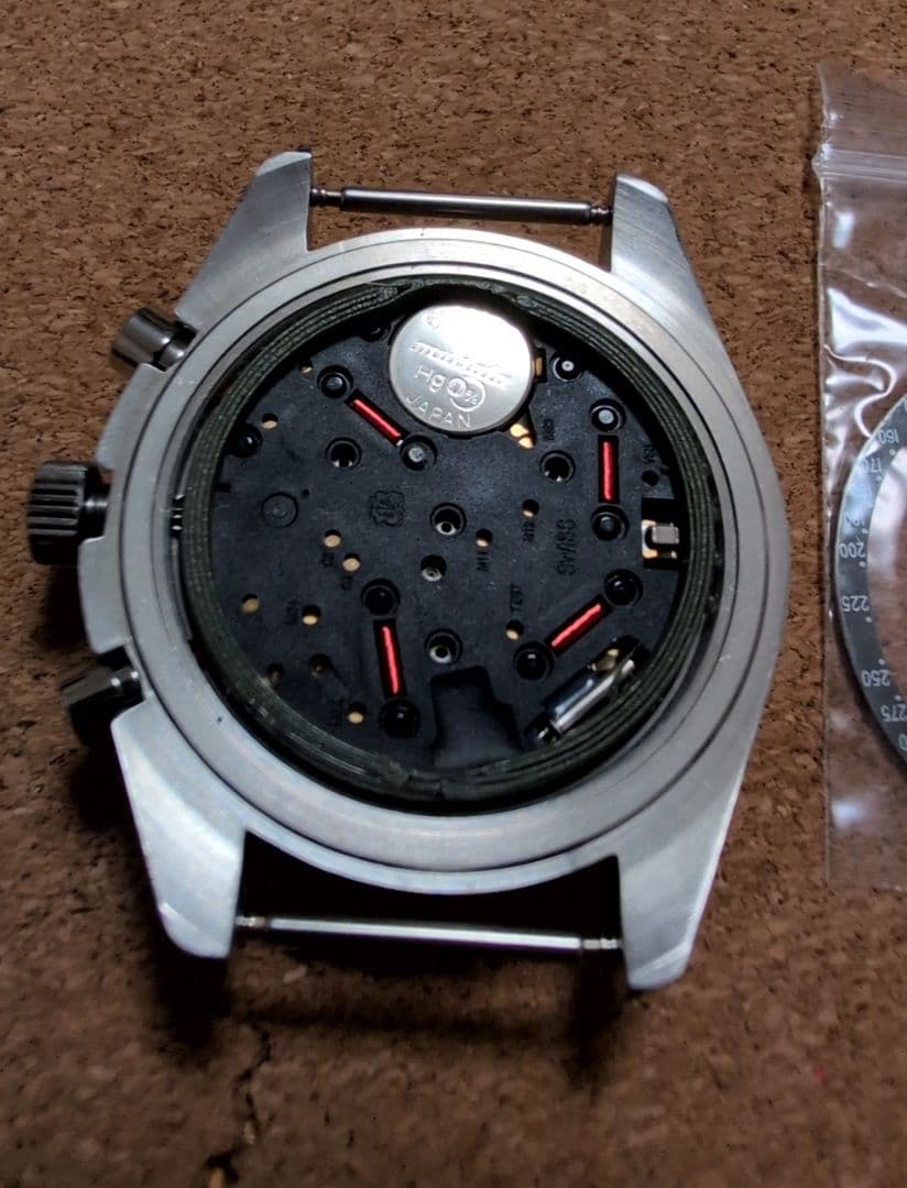 ムーンスウォッチ ヘリテージ サファイア メタルケース OMEGAxSWATCH