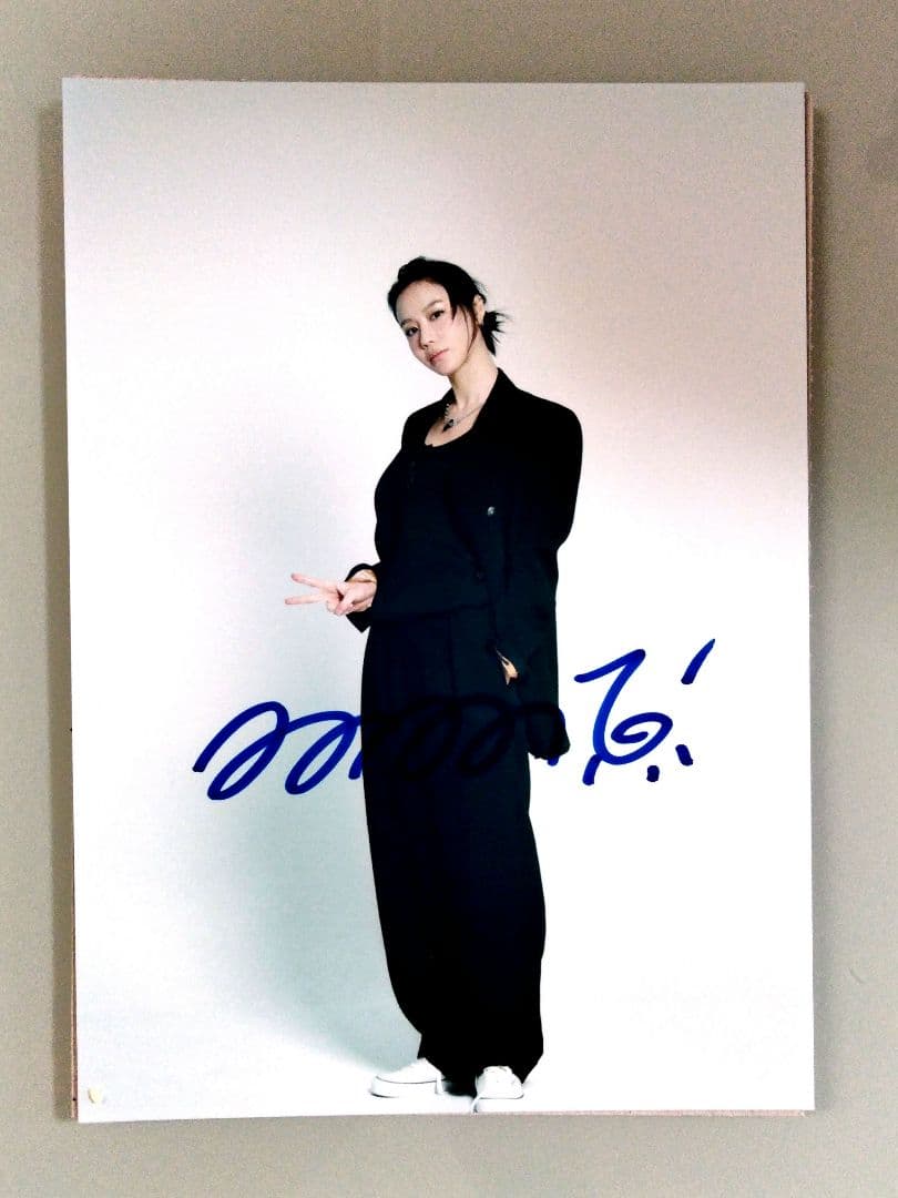 キム・アジュン直筆サイン入り2Lサイズ写真…Kim A Joong