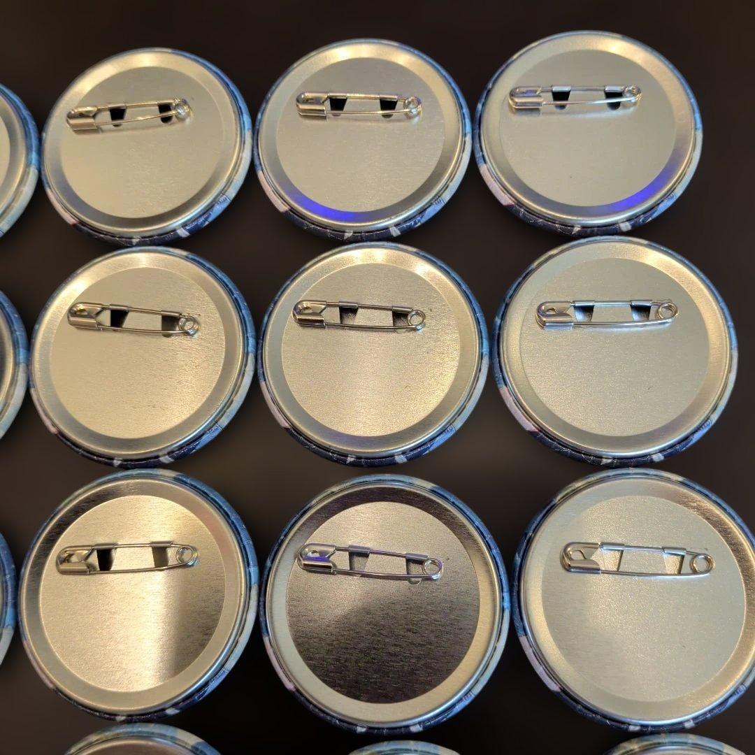 めておら　Lapis　らぴす　Birthday　缶バッジ　30個