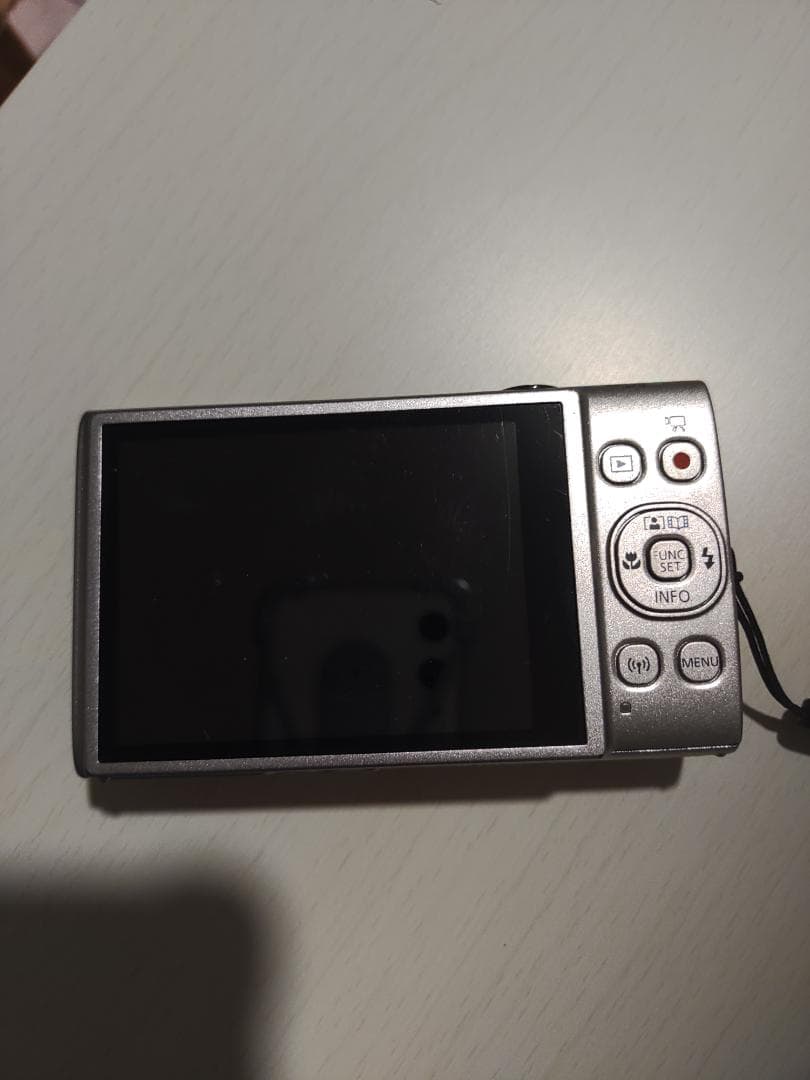 Canon IXY 650 SL キヤノン コンパクトデジタルカメラ シルバー