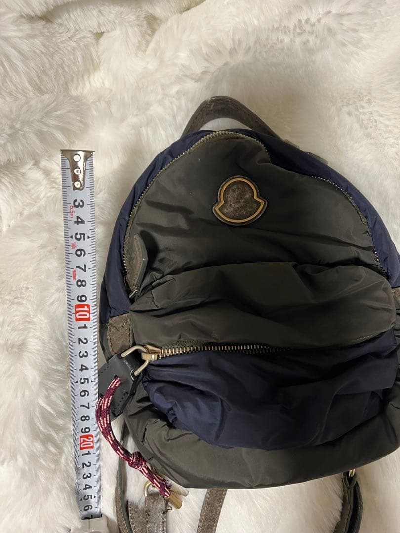 モンクレール　ナイロン製ショルダーバッグ ネイビーとオリーブ