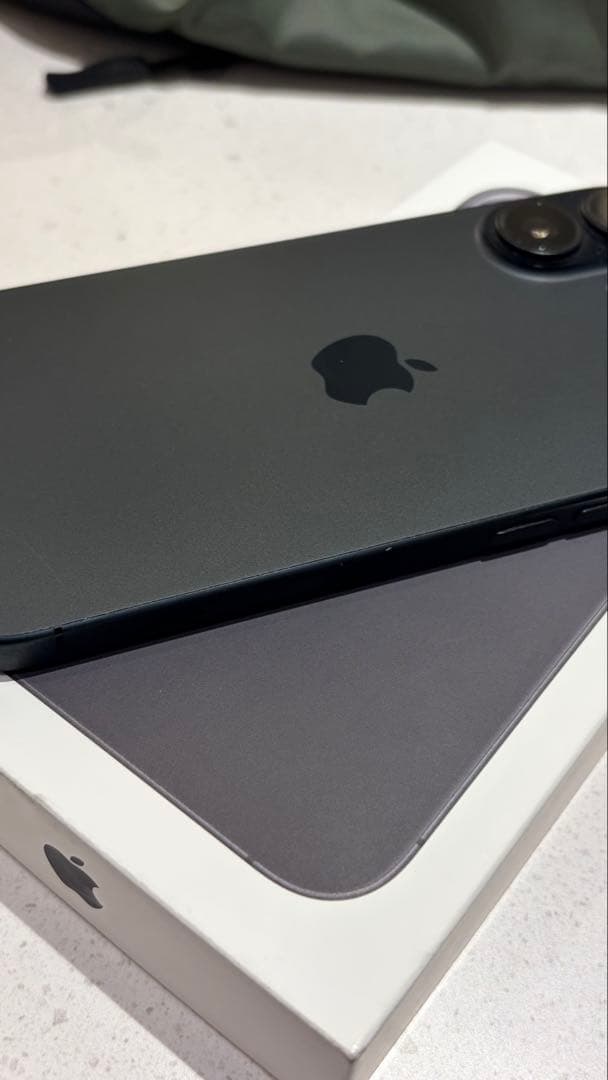 iPhone16 256GB Simフリー