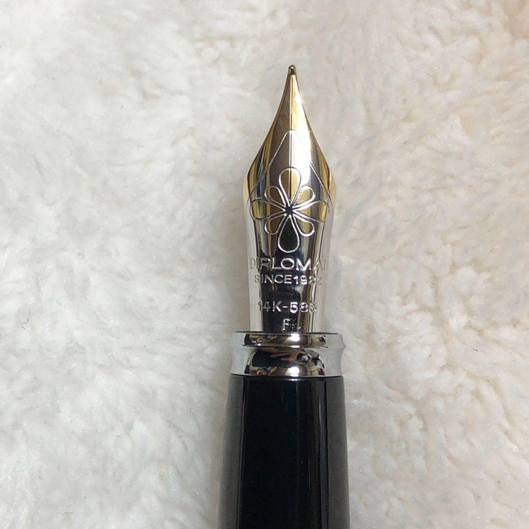 ☆廃番 新品 ディプロマット 万年筆 ローム ギロシェ ラピスブラック ニブF☆