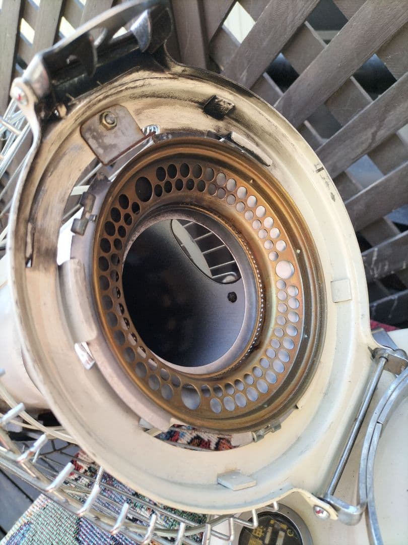 アラジン ストーブ メンテナンス済み。純正品芯交換済。取説付き。ベージュC