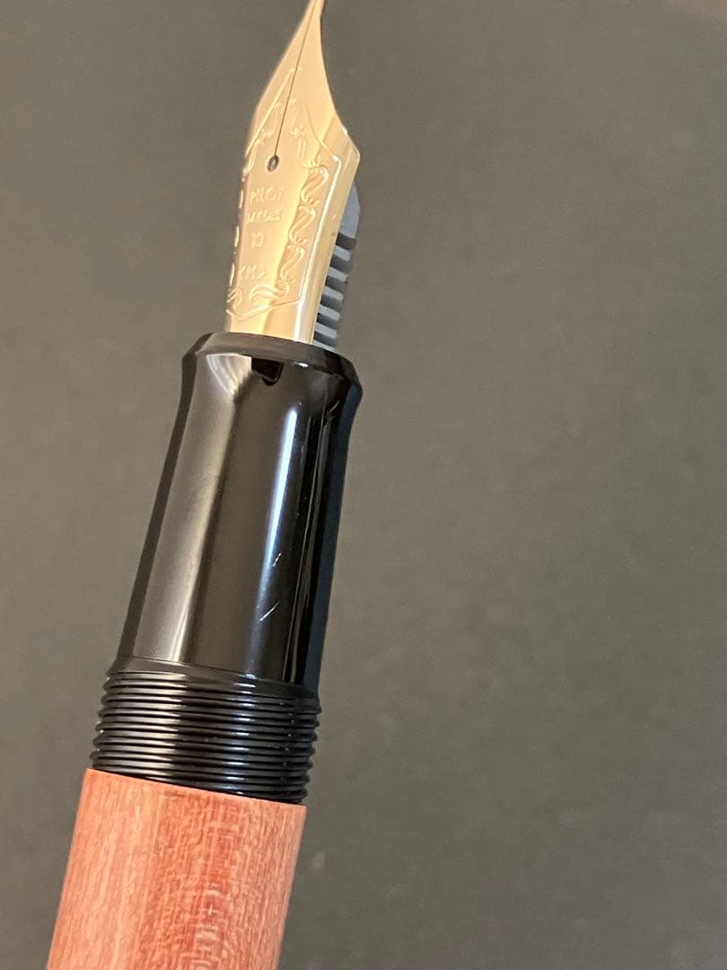 【状態良好】パイロット万年筆『カエデの木目を生かした美しいデザイン』