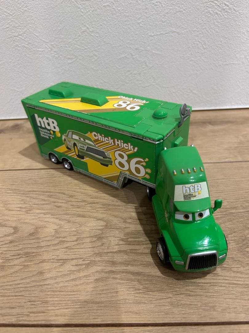 カーズ チック・ヒックス　ハウラーピータービルト　コンボイ