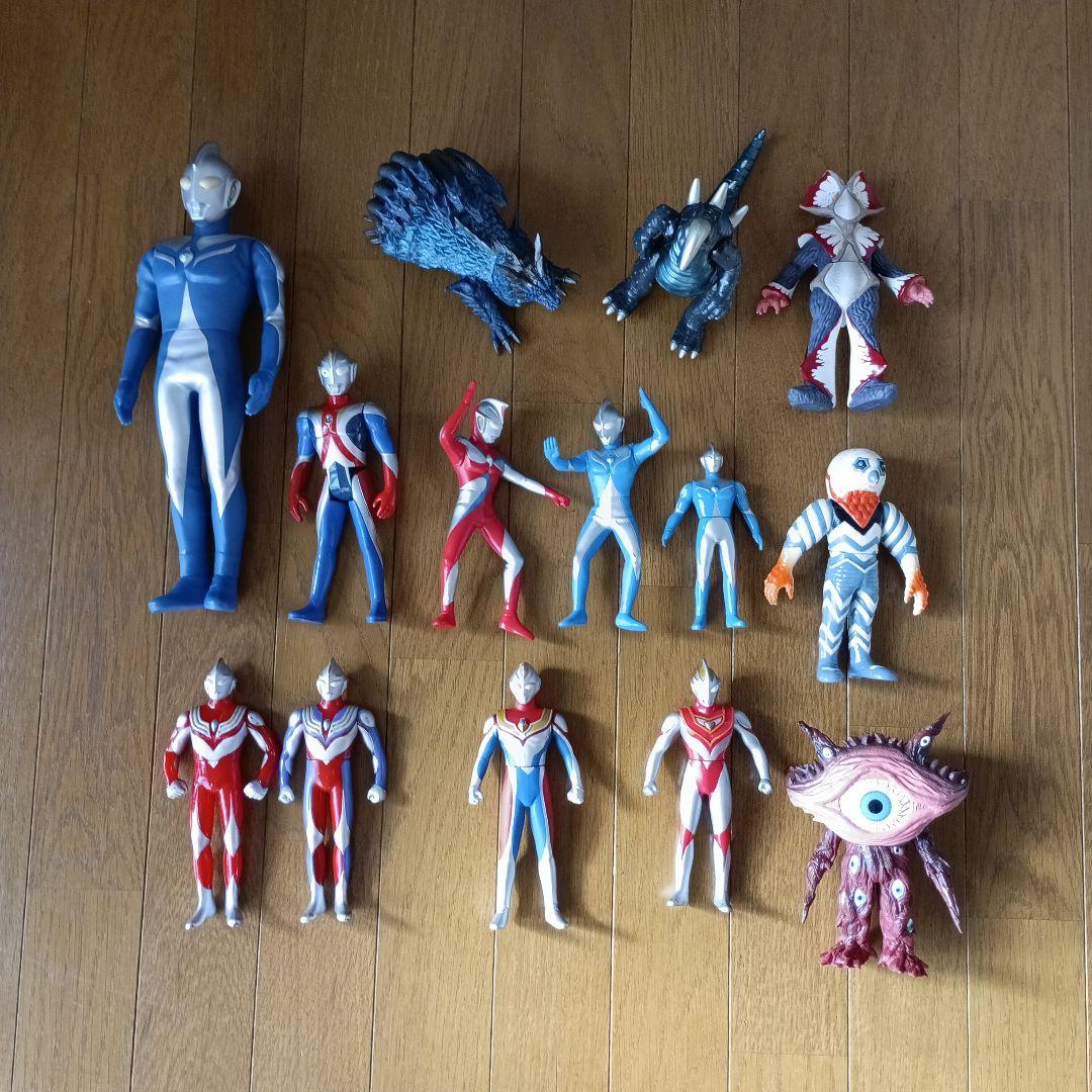 『光るコスモス』『ビッグコスモス』ウルトラマン&怪獣14体セット⑲