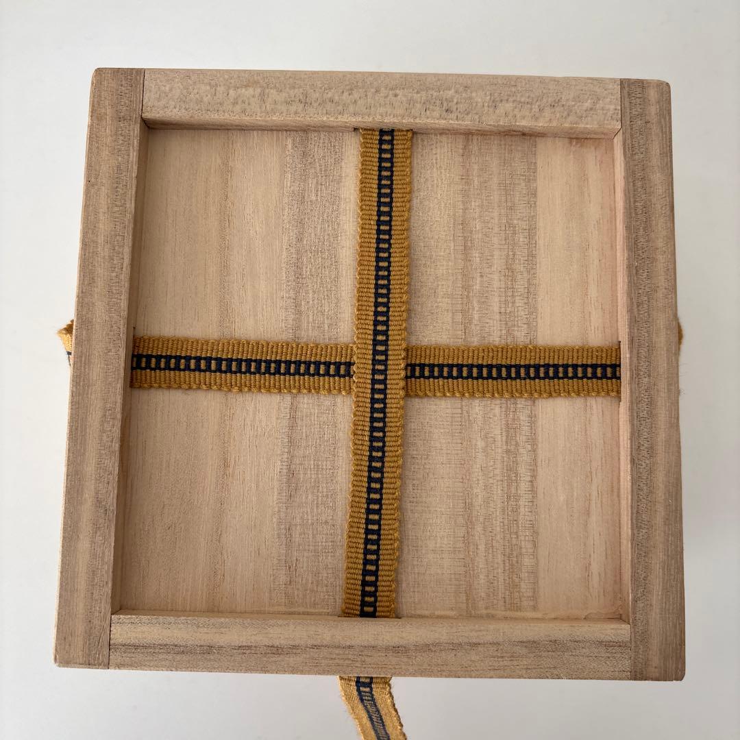 【新品未使用】抹茶茶碗　兎月窯　杉浦文泰作　瀬戸焼　御題『時』共箱　ウコン布