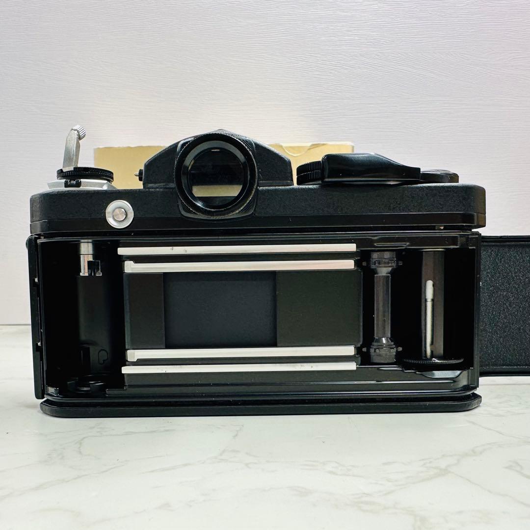 Nikon F2 Titan フィルムカメラ ボディ ノーネーム