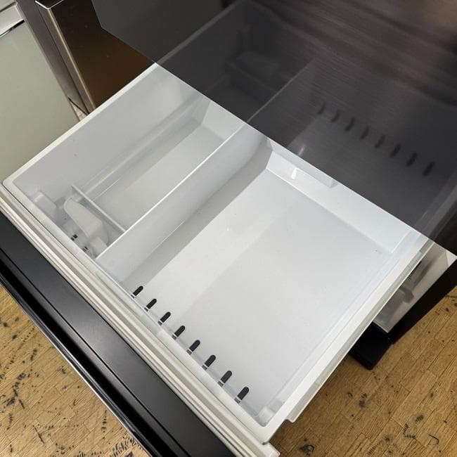 地域限定送料無料　美品【 HITACHI 】日立 冷凍冷蔵庫 R-V38SV