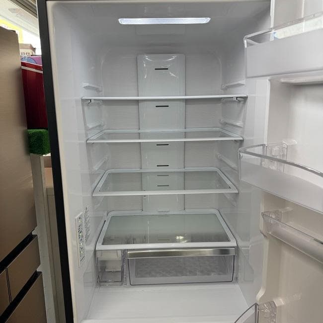 地域限定送料無料　美品【 HITACHI 】日立 冷凍冷蔵庫 R-V38SV