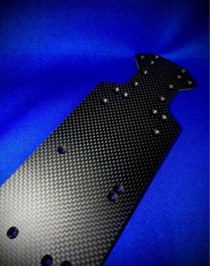 D-Like 製用　特注シャーシ 2.5㎜ ドリフト　蕨山Carbon