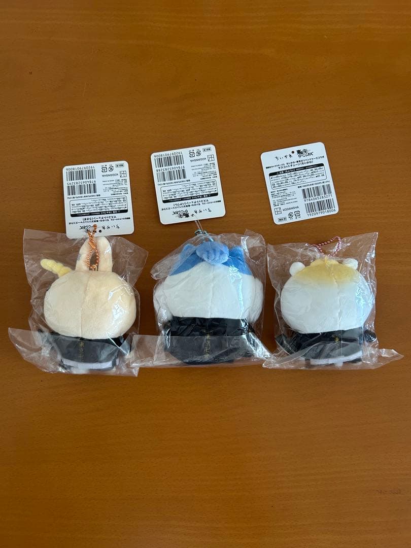 ちいかわ　東京卍リベンジャーズ　コラボマスコット　ぬいぐるみ