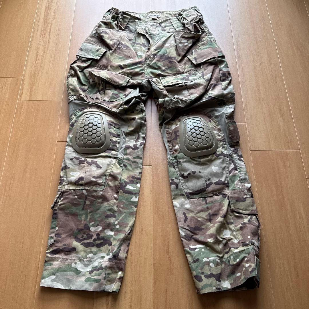 LayLax 迷彩柄 戦闘服 Mサイズ