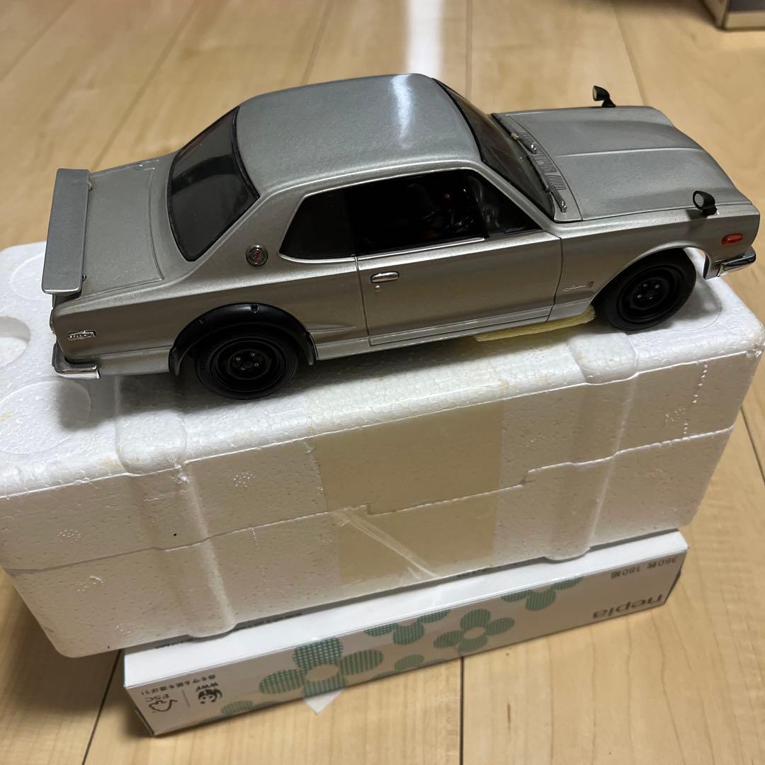 Nissan Skyline 2000 GT-R ハードトップ 1/20スケール