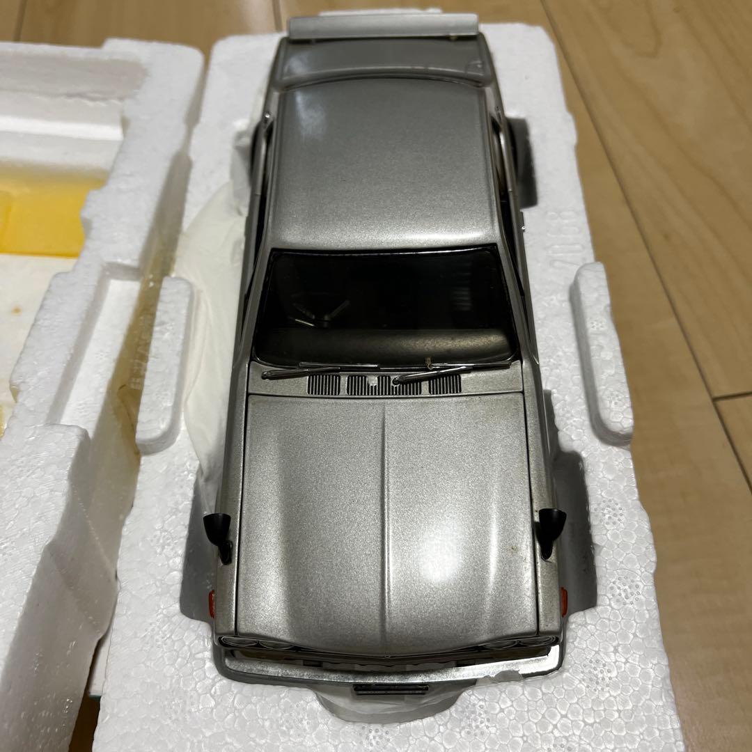 Nissan Skyline 2000 GT-R ハードトップ 1/20スケール