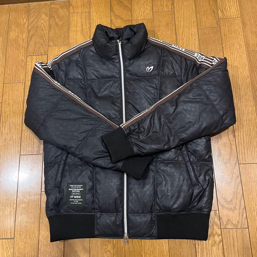 マスターバニー　ダウンジャケット