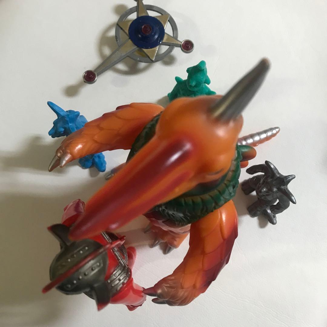 『ウルトラマンタロウ オイルドリンカー コスモリキッド アストロモンス』 人形