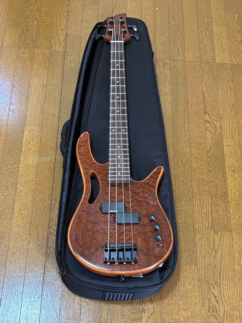 AKAMA ミニベース