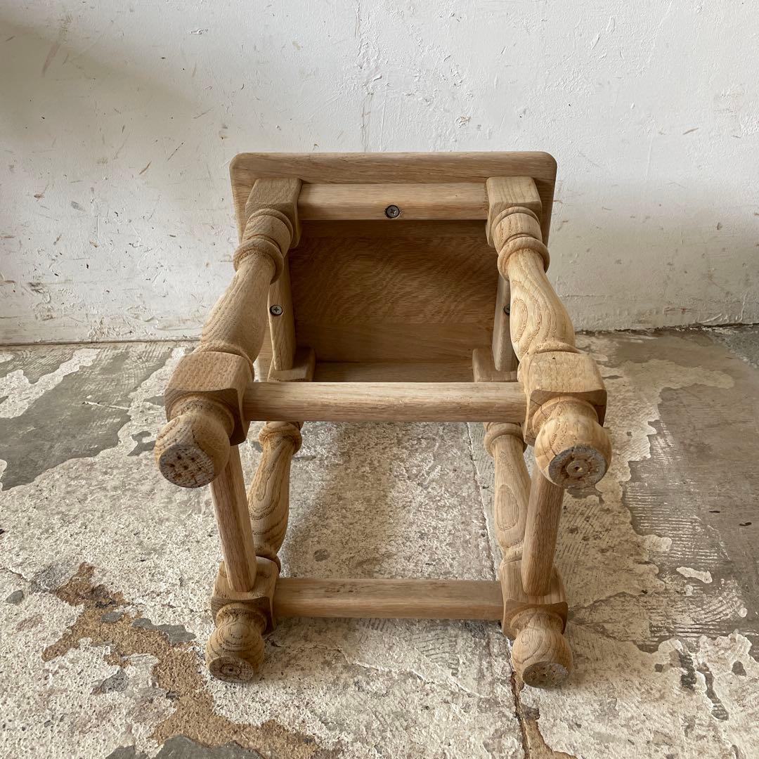 ビンテージ　サイドテーブル ベッドサイドテーブル　スツール　小　剥離