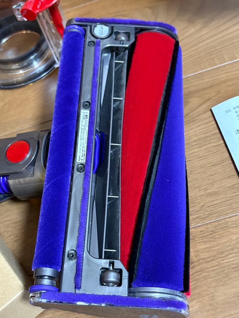 Dyson ダイソン V10 Fluffy SV12 掃除機　家電