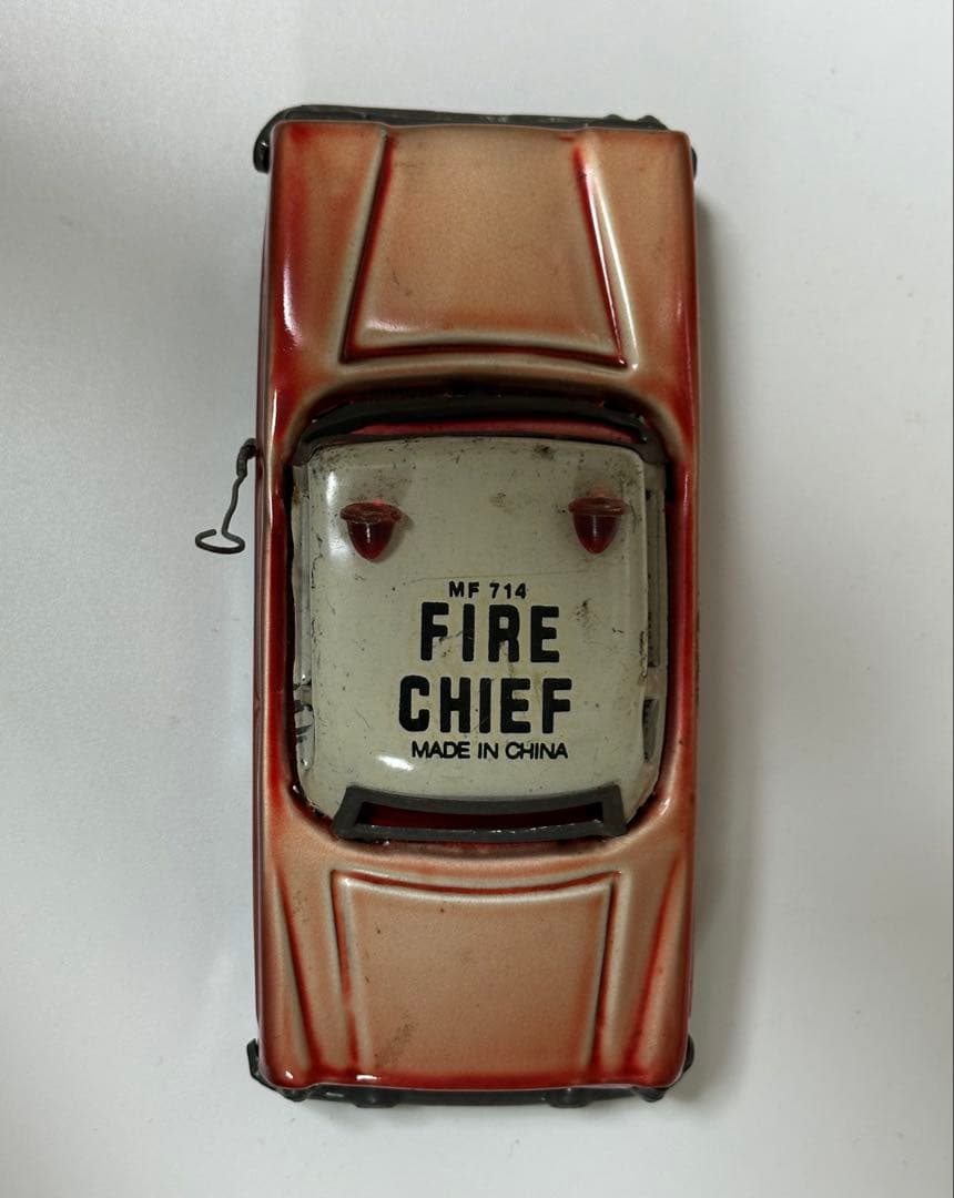 激レア 年代物 ブリキ製 消防指揮車 ミニカー MF714 FIRE CHIEF